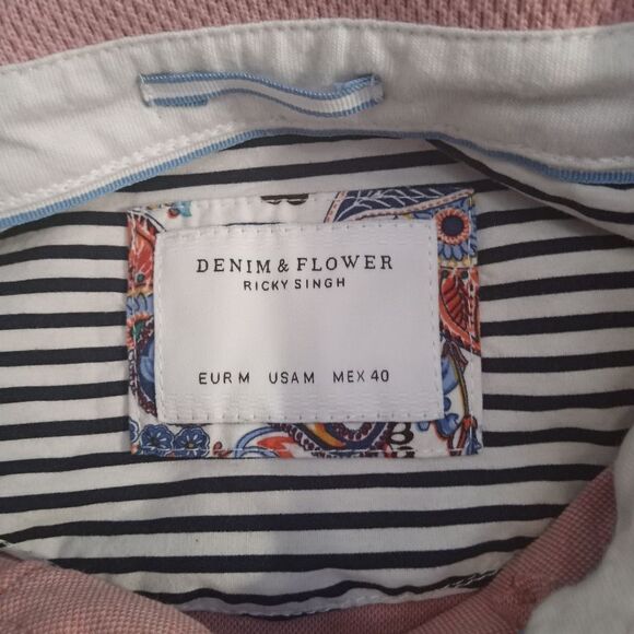 Denim and Flower Men's size M pink polo shirt. - Picture 5 of 7
